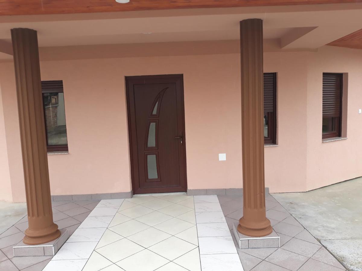 Andi Apartman Pacir Ngoại thất bức ảnh
