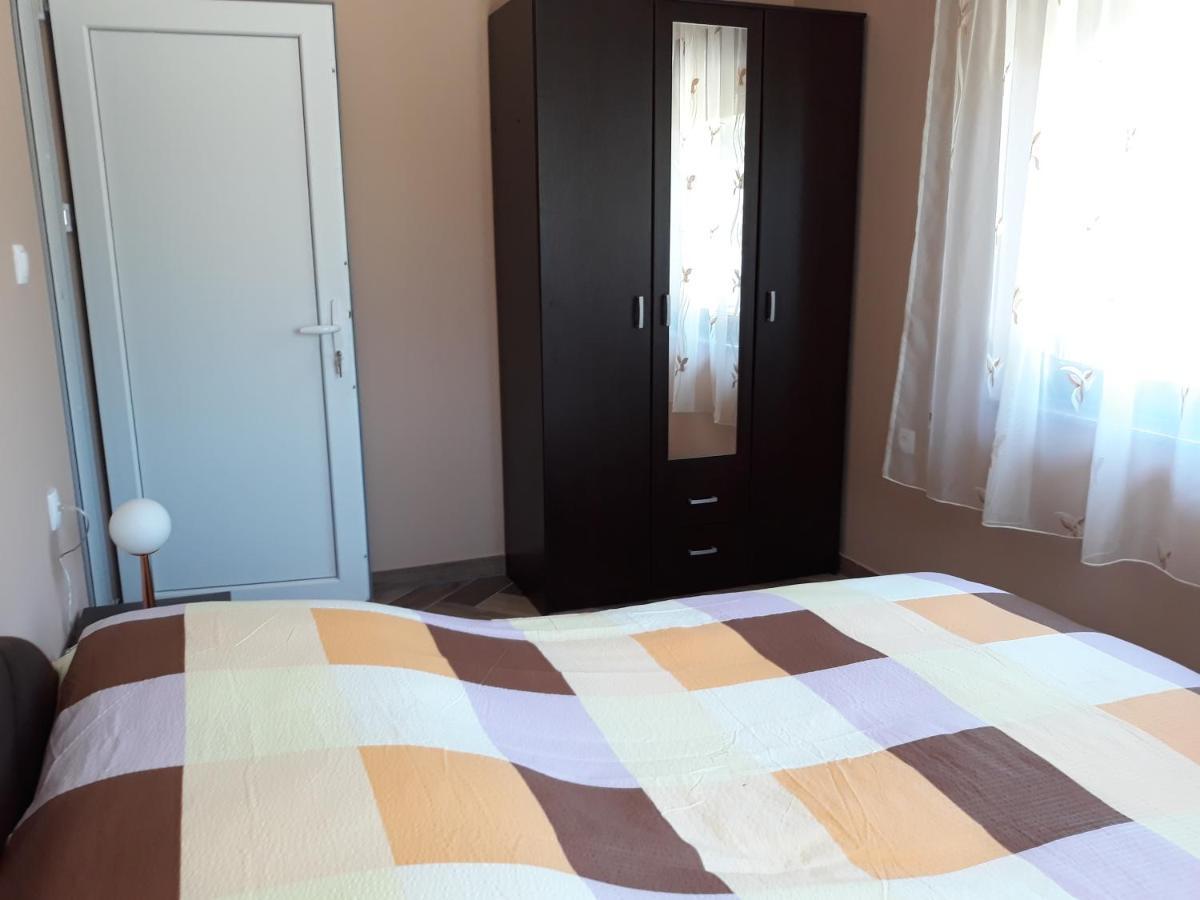 Andi Apartman Pacir Ngoại thất bức ảnh